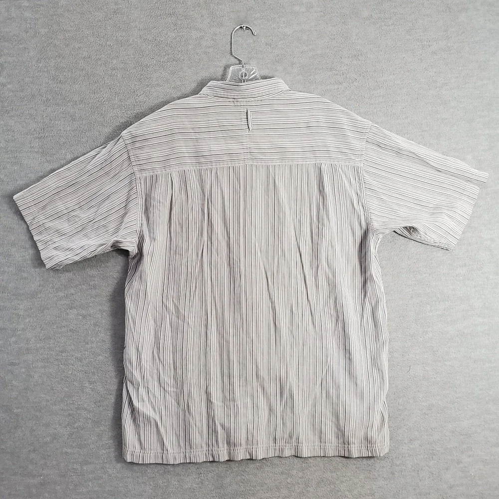 The North Face Men Button Up Shirt XL Gray Striped Mesh Zip Pocket Hiking Collar